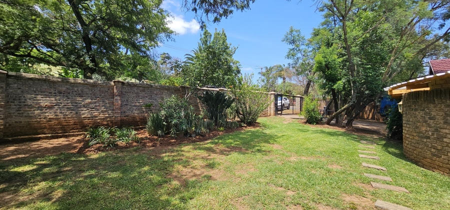 4 Bedroom Property for Sale in Constantia Park Gauteng