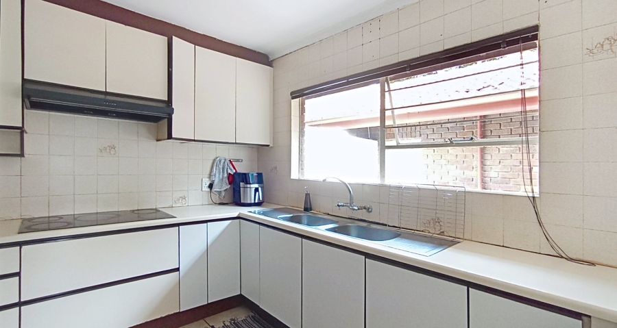 3 Bedroom Property for Sale in Sunninghill Gauteng