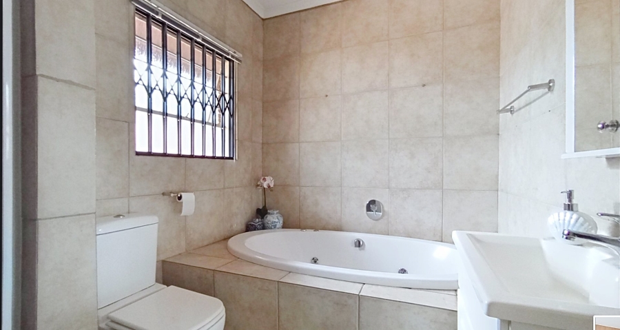 3 Bedroom Property for Sale in Sunninghill Gauteng