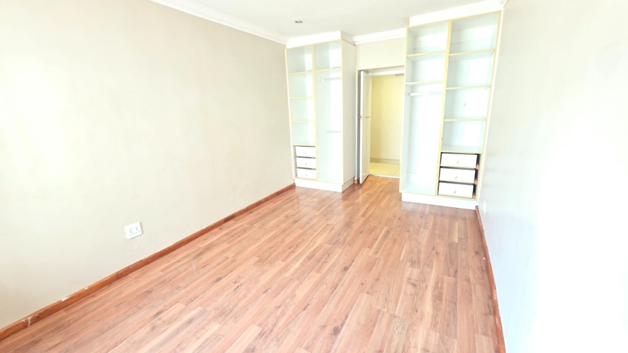 6 Bedroom Property for Sale in Laudium Gauteng