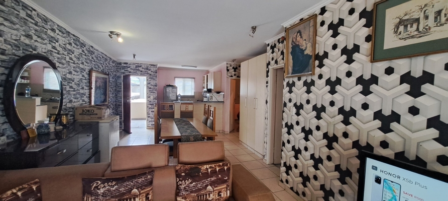 To Let 2 Bedroom Property for Rent in Bruma Gauteng