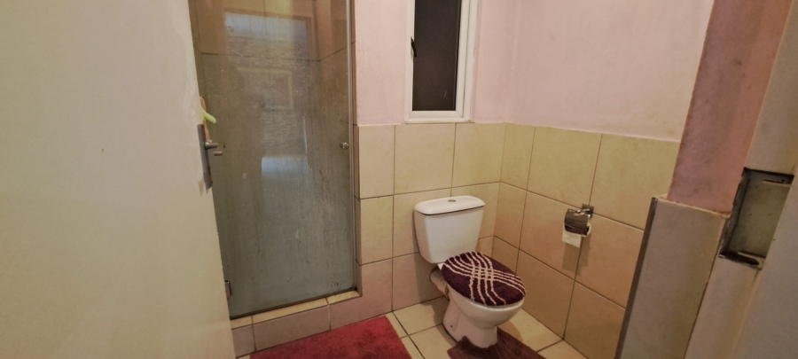 To Let 2 Bedroom Property for Rent in Bruma Gauteng
