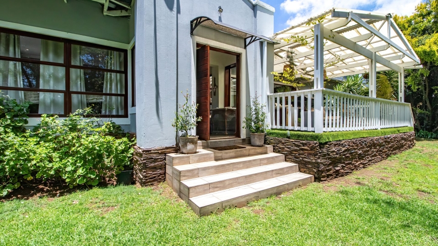 3 Bedroom Property for Sale in Lakeside Village Gauteng