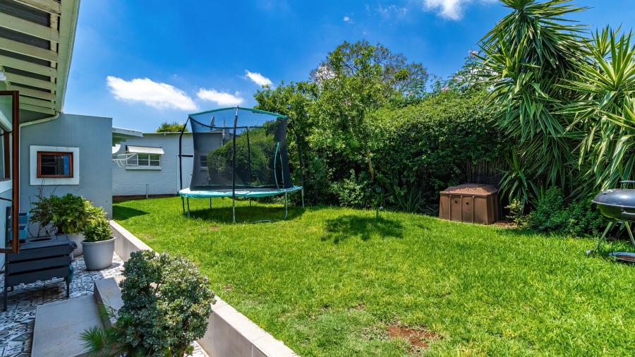 3 Bedroom Property for Sale in Lakeside Village Gauteng