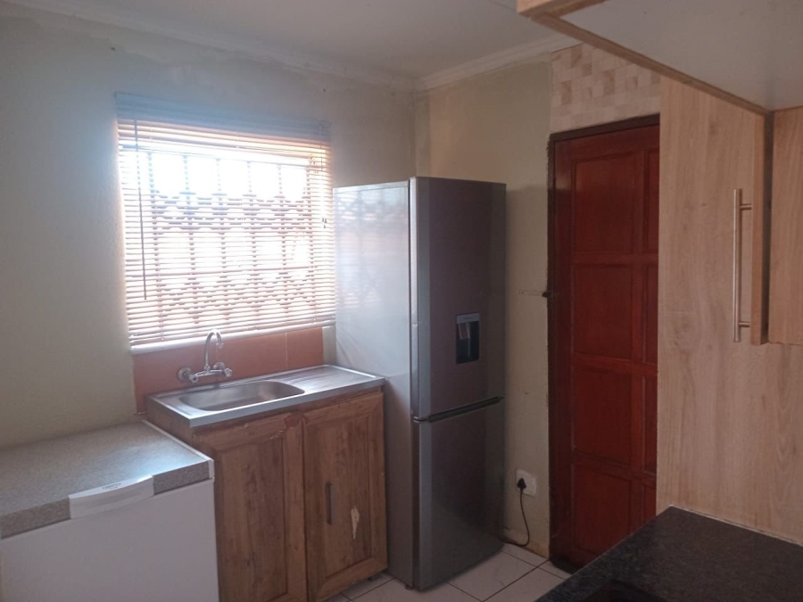 2 Bedroom Property for Sale in Soshanguve VV Gauteng