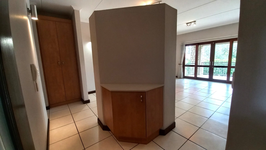 To Let 2 Bedroom Property for Rent in Lonehill Gauteng