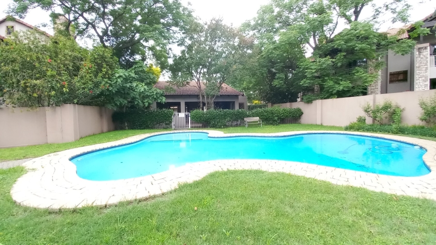To Let 2 Bedroom Property for Rent in Lonehill Gauteng