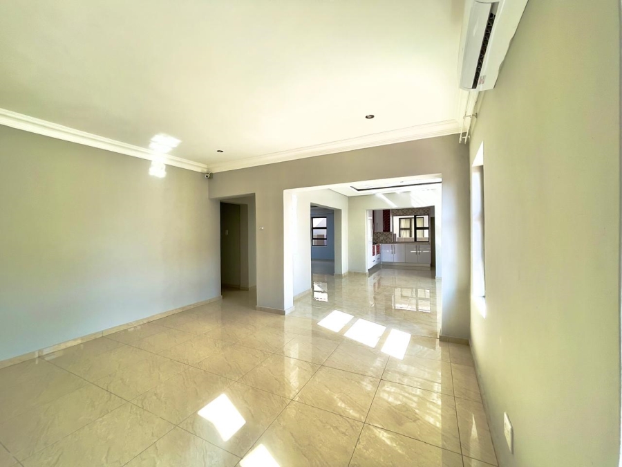 To Let 5 Bedroom Property for Rent in Sagewood Gauteng