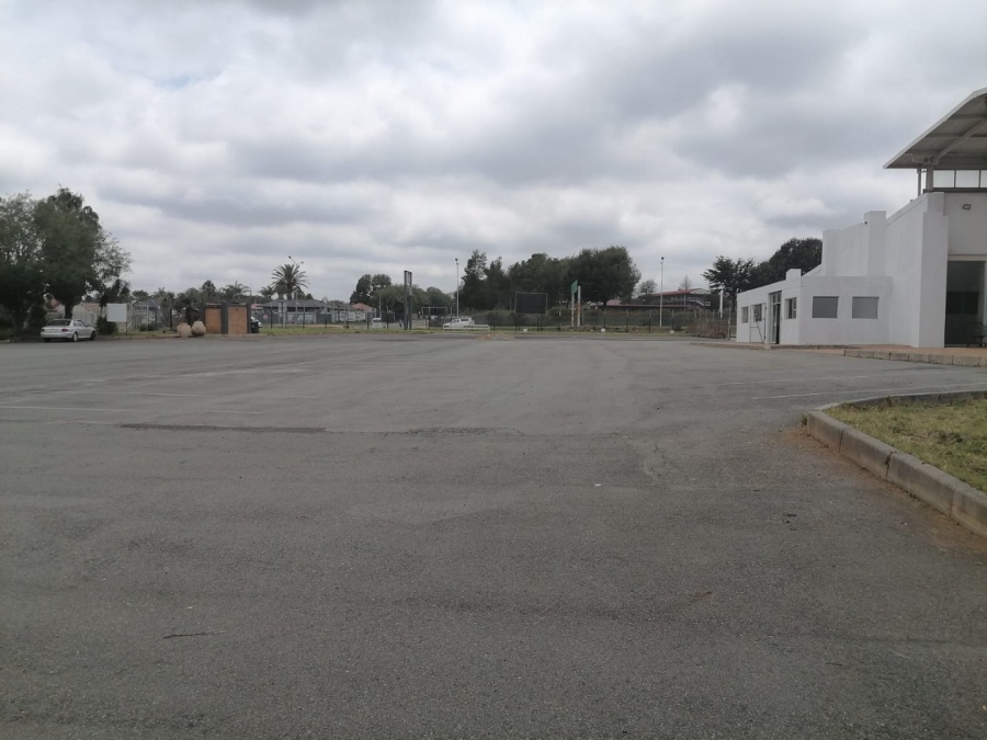 To Let commercial Property for Rent in Kempton Park Central Gauteng