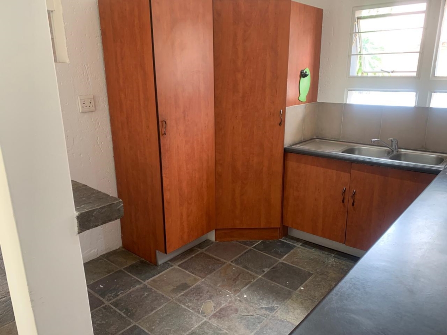 To Let 2 Bedroom Property for Rent in Bassonia Gauteng