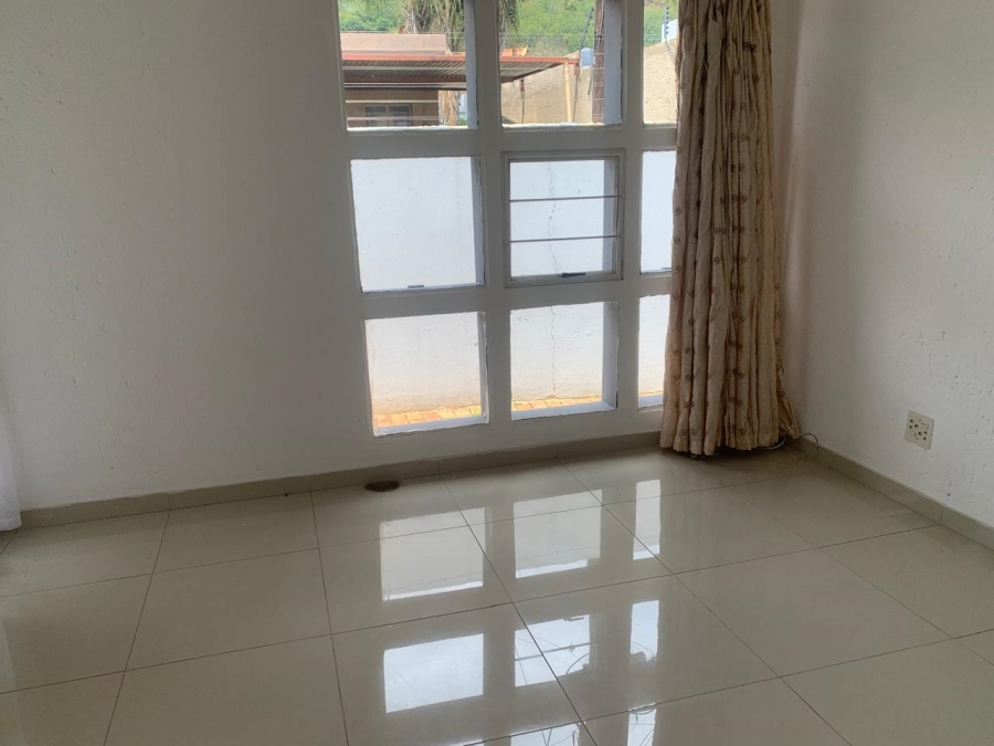 To Let 2 Bedroom Property for Rent in Bassonia Gauteng