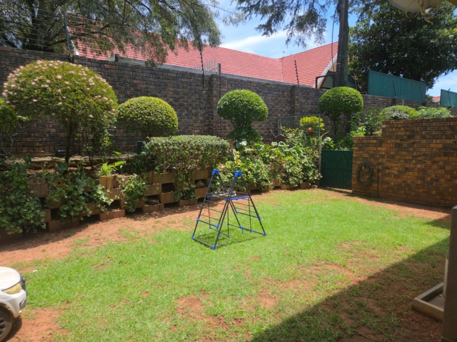 To Let 2 Bedroom Property for Rent in Wannenburghoogte Gauteng