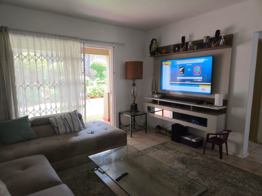 To Let 2 Bedroom Property for Rent in Wannenburghoogte Gauteng