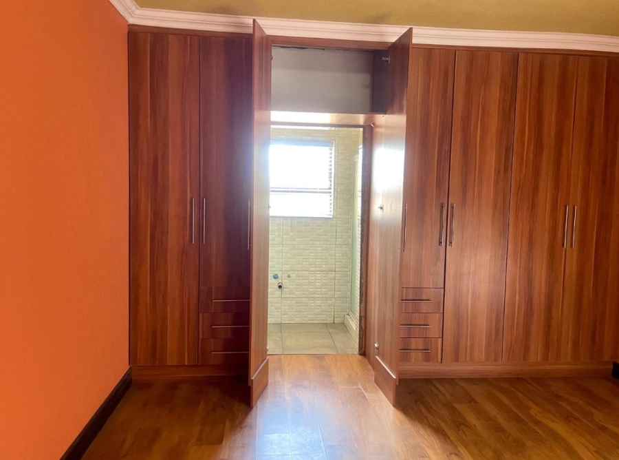 4 Bedroom Property for Sale in Three Rivers East Gauteng