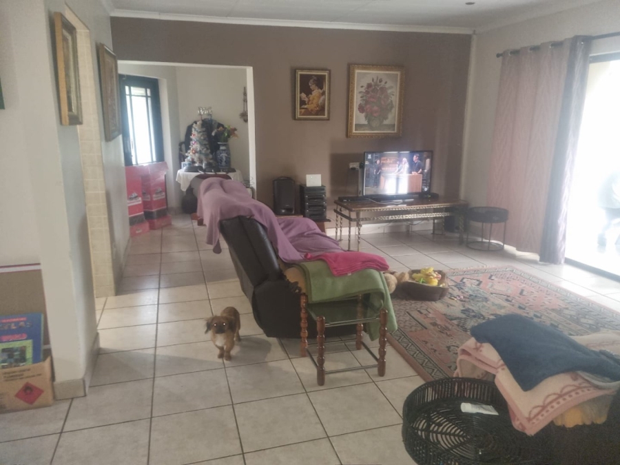 3 Bedroom Property for Sale in Vanderbijlpark SW 5 Gauteng
