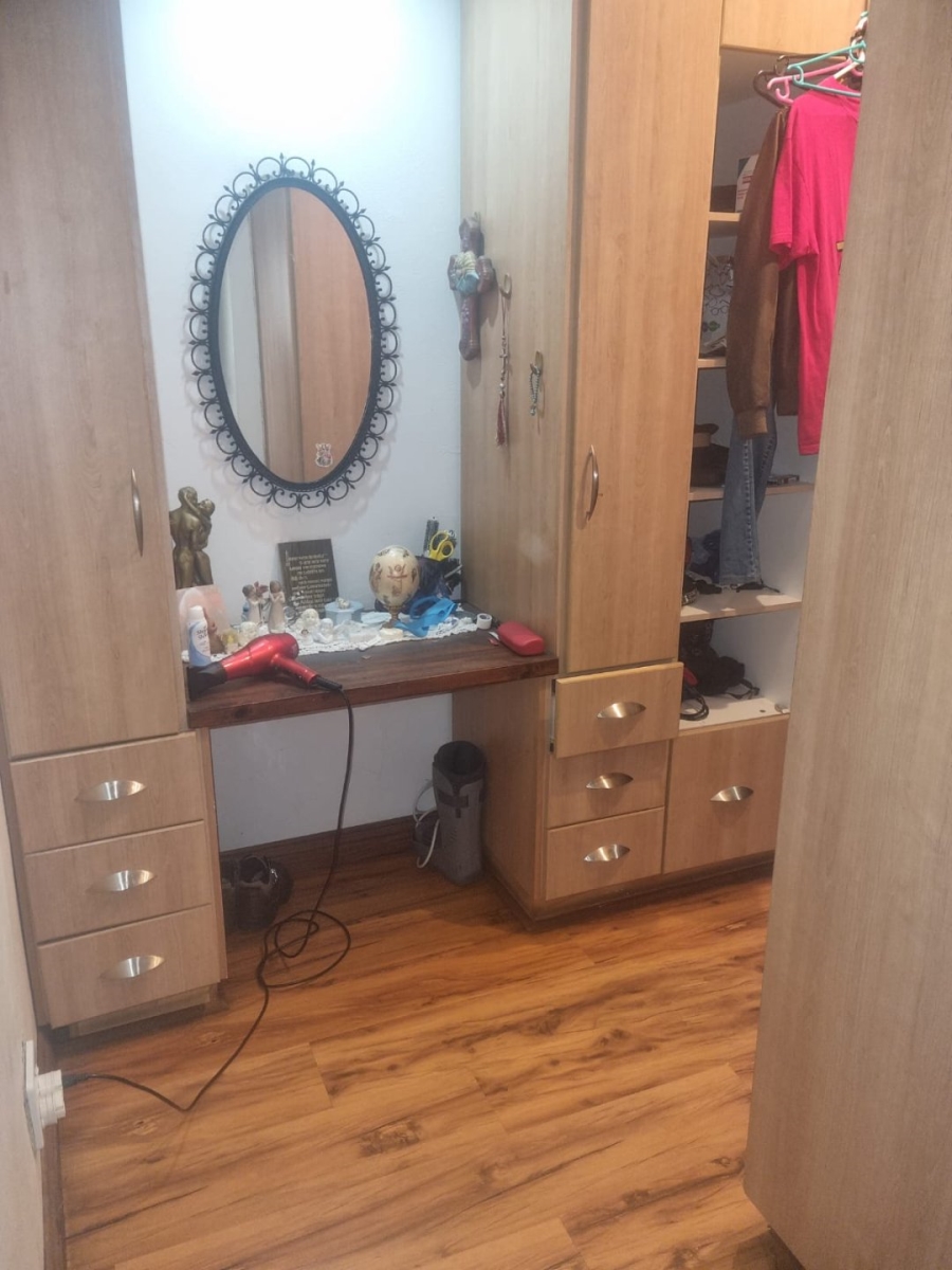 3 Bedroom Property for Sale in Vanderbijlpark SW 5 Gauteng