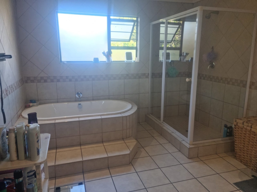 3 Bedroom Property for Sale in Vanderbijlpark SW 5 Gauteng