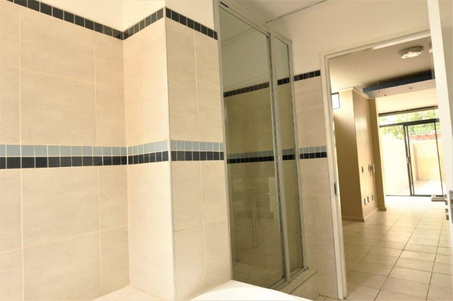 To Let 1 Bedroom Property for Rent in Lynnwood Gauteng