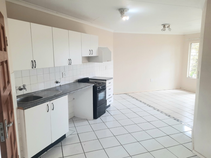 2 Bedroom Property for Sale in Radiokop Gauteng