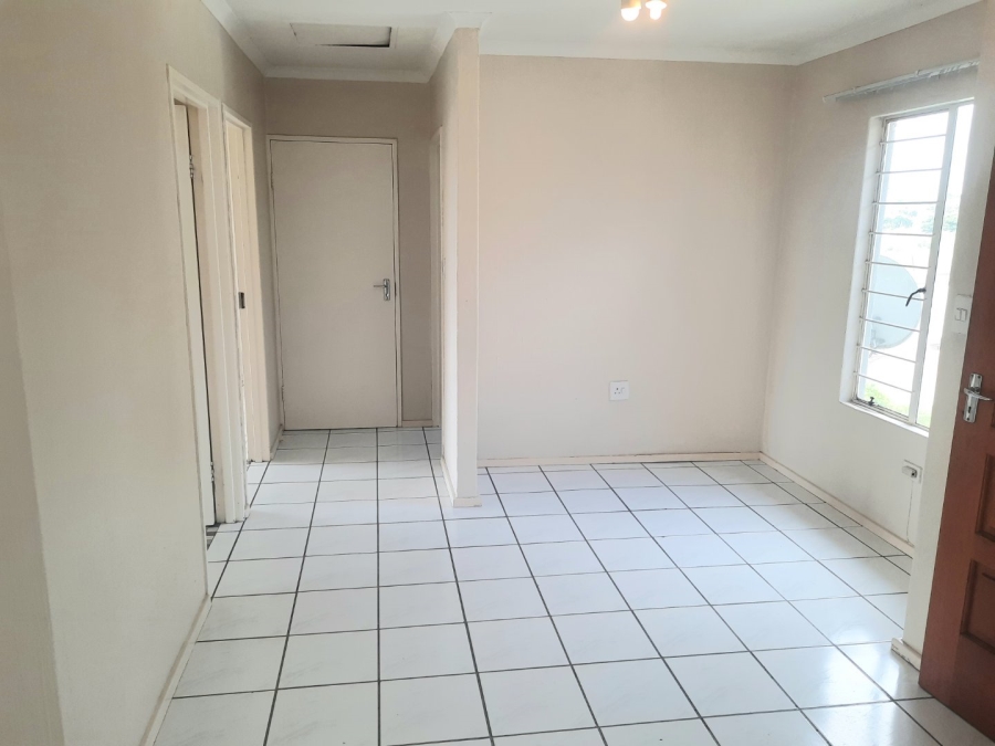 2 Bedroom Property for Sale in Radiokop Gauteng