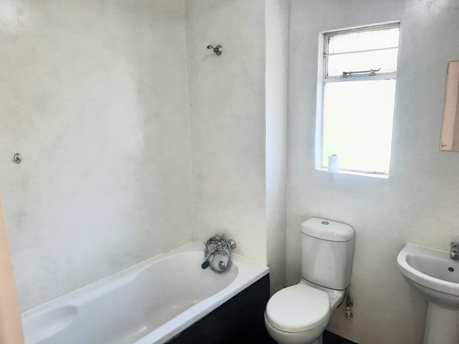 2 Bedroom Property for Sale in Radiokop Gauteng