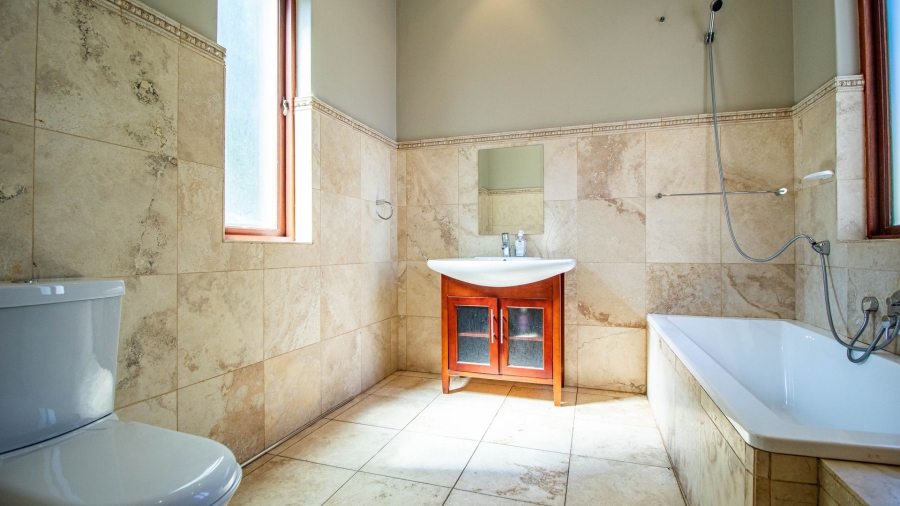 4 Bedroom Property for Sale in Waterkloof Ridge Gauteng