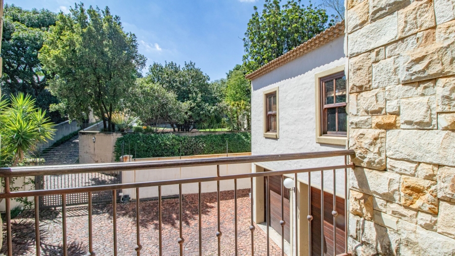 4 Bedroom Property for Sale in Waterkloof Ridge Gauteng