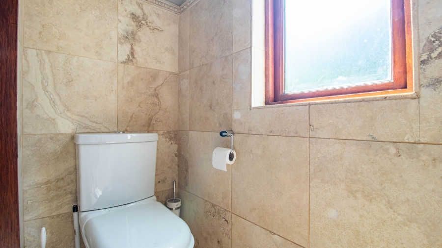 4 Bedroom Property for Sale in Waterkloof Ridge Gauteng