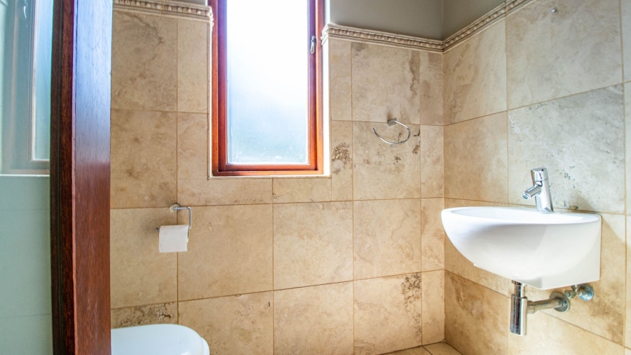 4 Bedroom Property for Sale in Waterkloof Ridge Gauteng