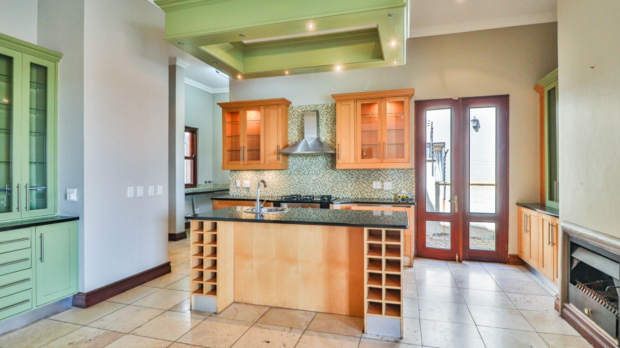 4 Bedroom Property for Sale in Waterkloof Ridge Gauteng