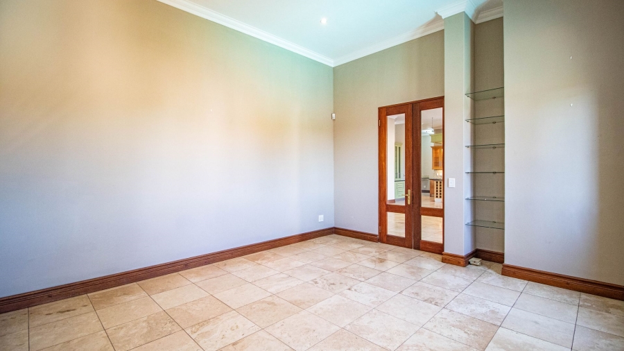4 Bedroom Property for Sale in Waterkloof Ridge Gauteng