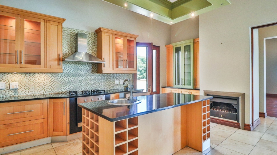 4 Bedroom Property for Sale in Waterkloof Ridge Gauteng