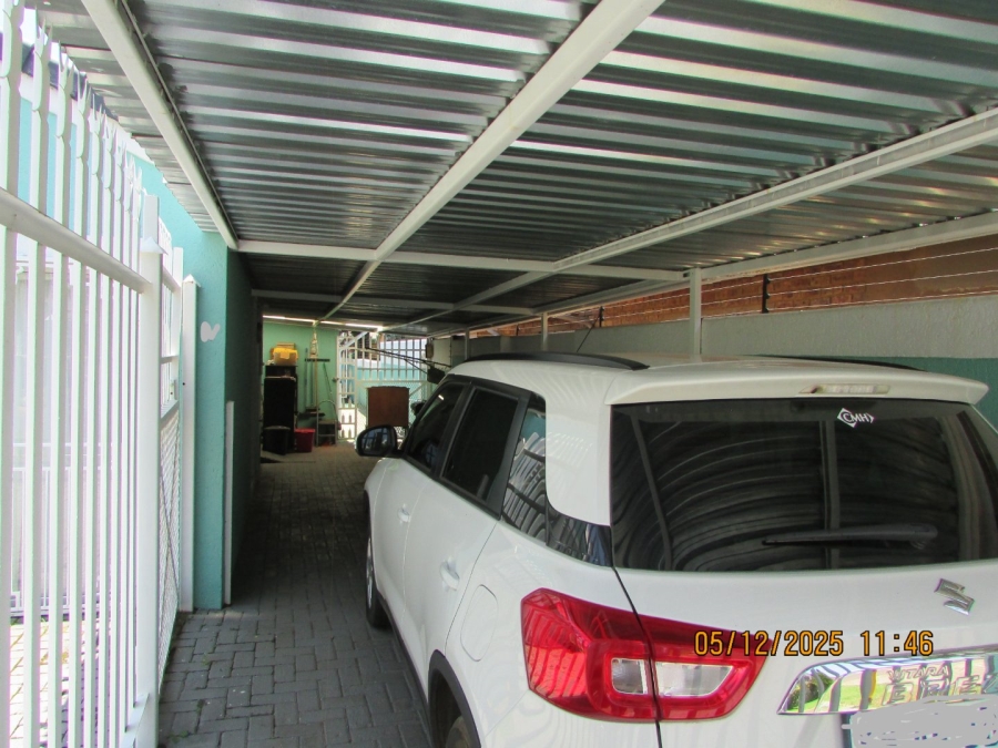 3 Bedroom Property for Sale in Bester Gauteng