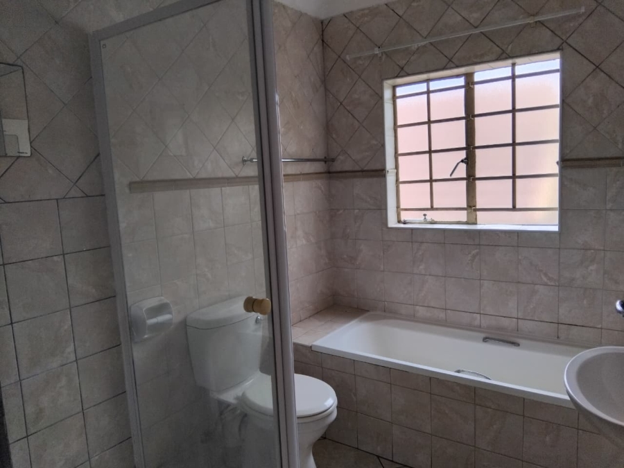 2 Bedroom Property for Sale in Celtisdal Gauteng