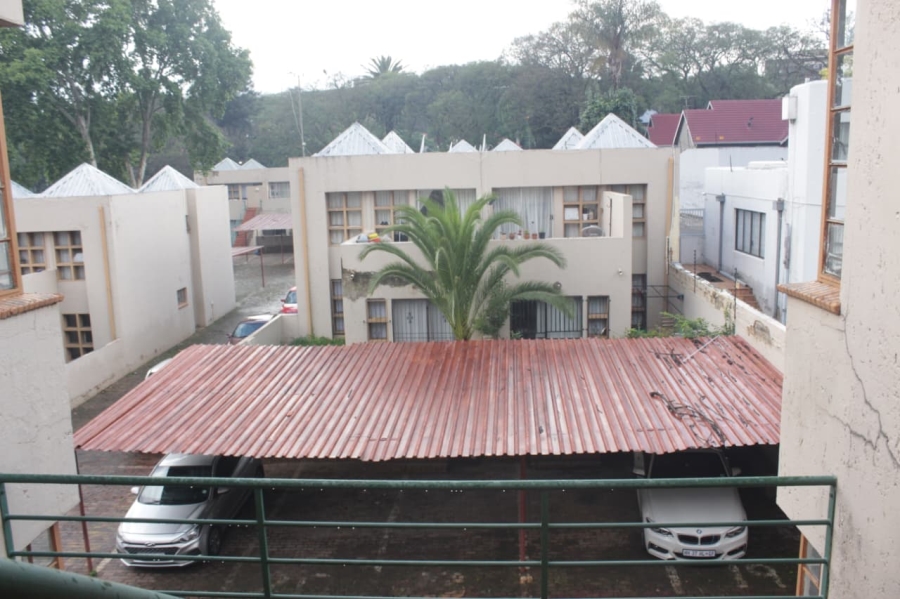 1 Bedroom Property for Sale in Upper Houghton Gauteng