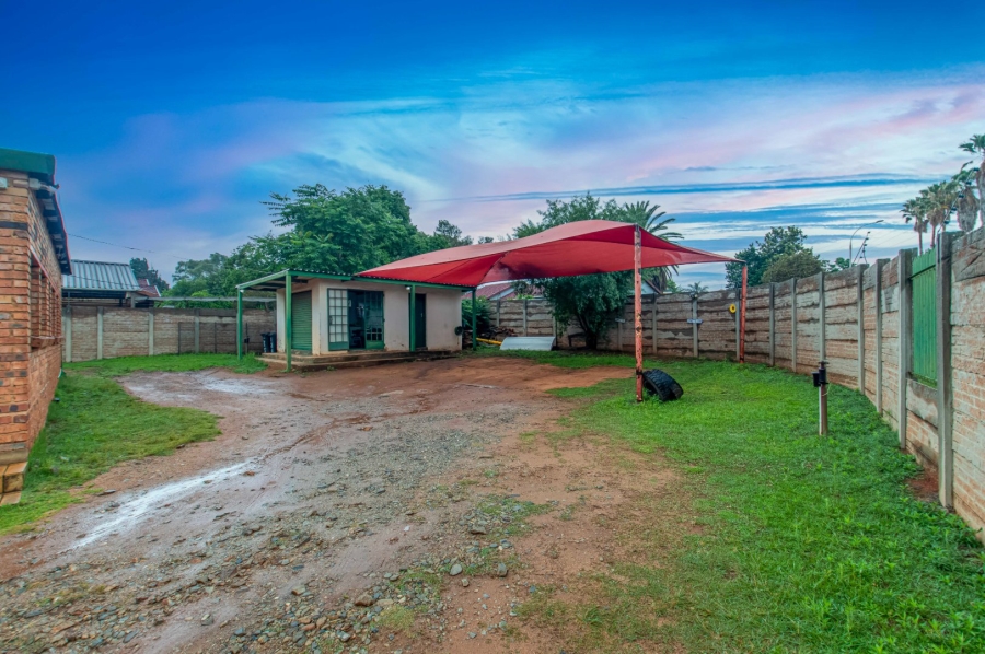 Commercial Property for Sale in Marlands Gauteng