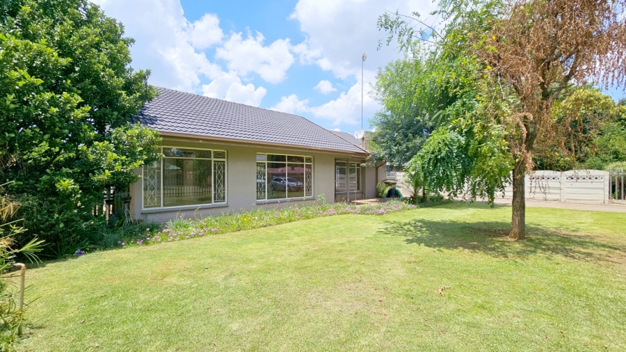 3 Bedroom Property for Sale in Three Rivers Gauteng