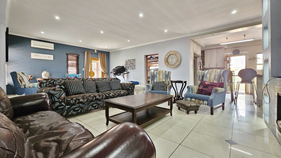 3 Bedroom Property for Sale in Three Rivers Gauteng