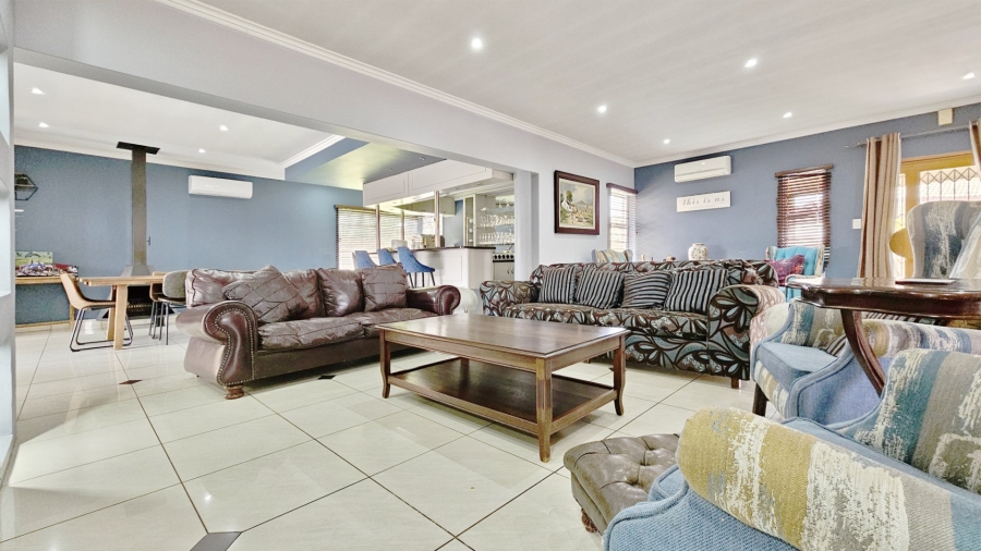 3 Bedroom Property for Sale in Three Rivers Gauteng