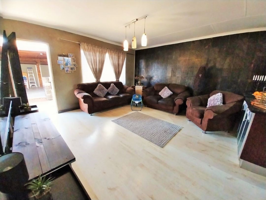 2 Bedroom Property for Sale in Terenure Gauteng