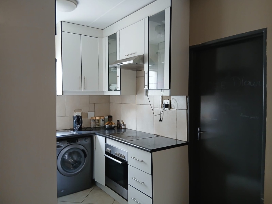 2 Bedroom Property for Sale in Jabulani Gauteng