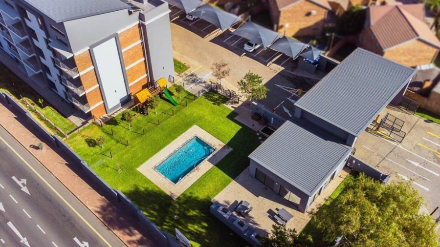 To Let 2 Bedroom Property for Rent in Die Hoewes Gauteng