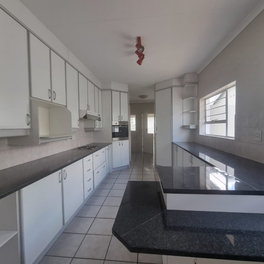 To Let commercial Property for Rent in Witpoortjie Gauteng