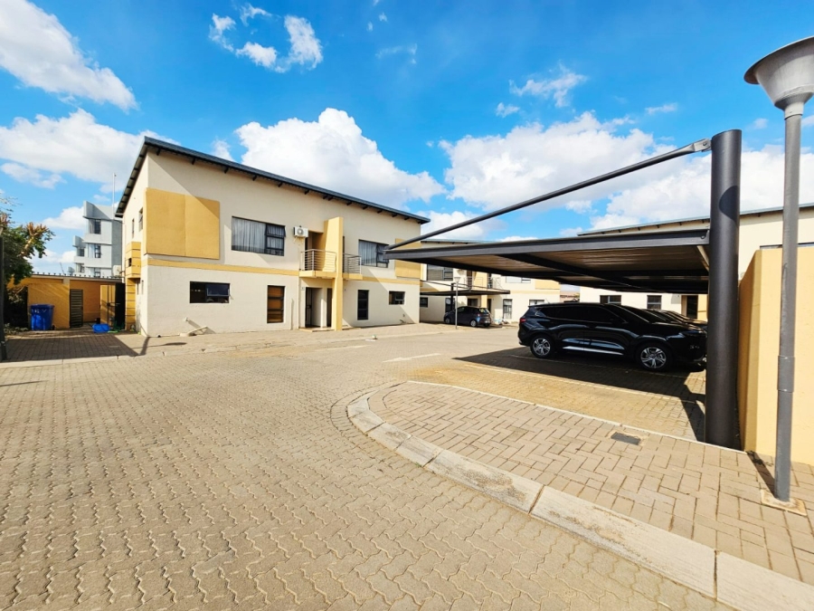 3 Bedroom Property for Sale in Raslouw Gauteng