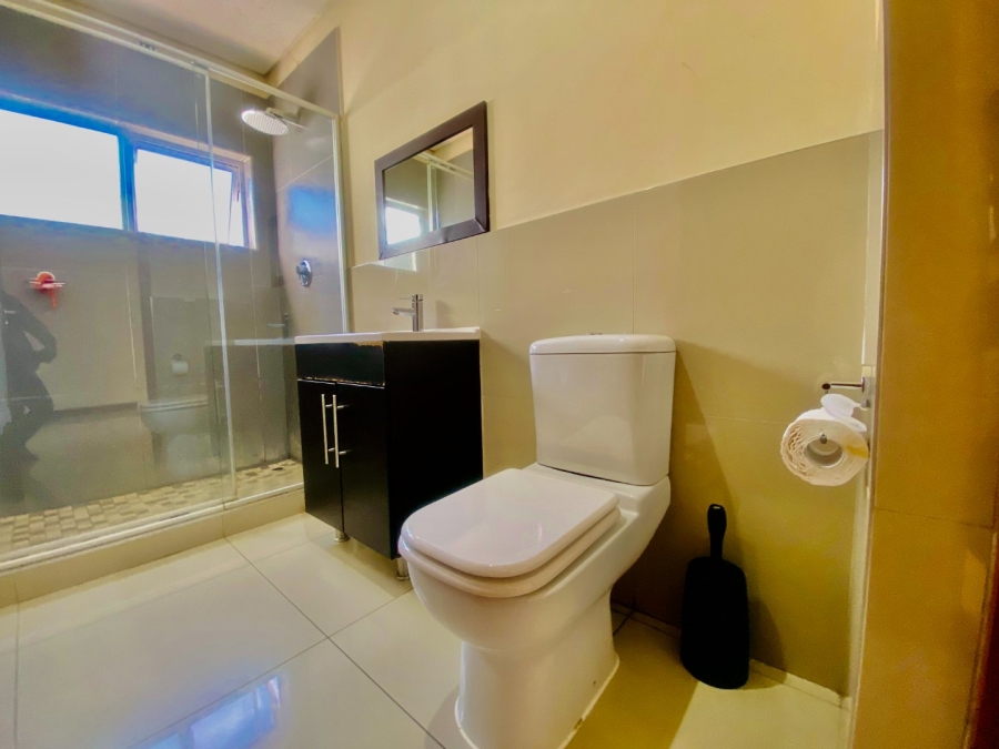 4 Bedroom Property for Sale in Noordwyk Gauteng