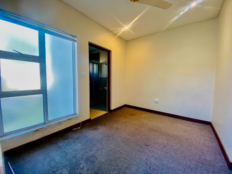 4 Bedroom Property for Sale in Noordwyk Gauteng