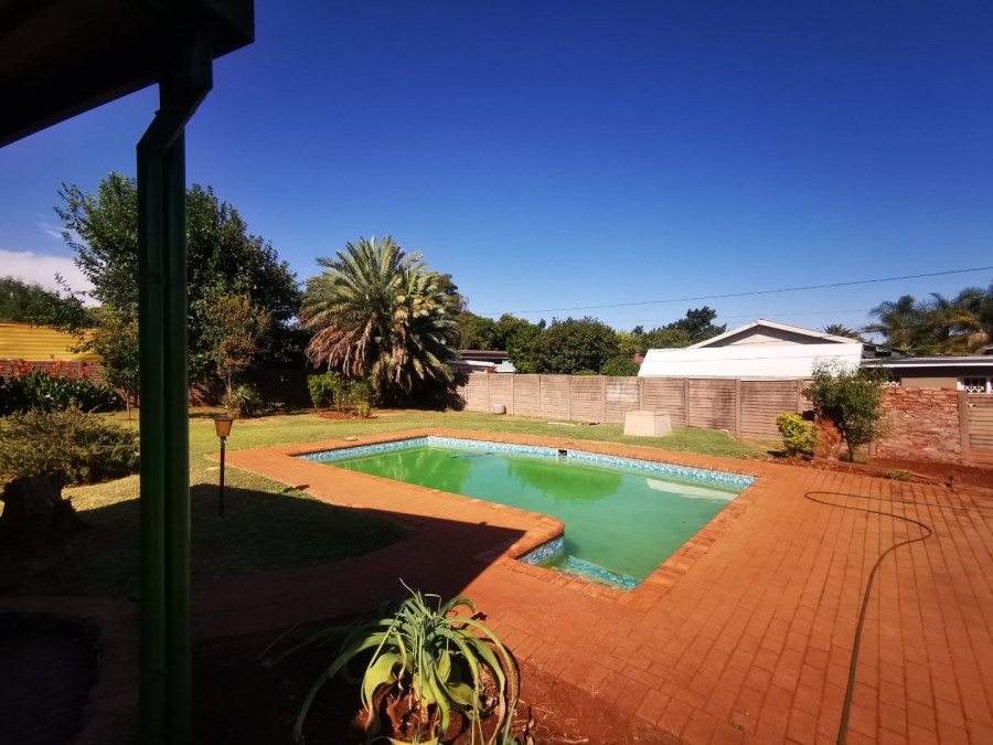 3 Bedroom Property for Sale in Silverton Gauteng