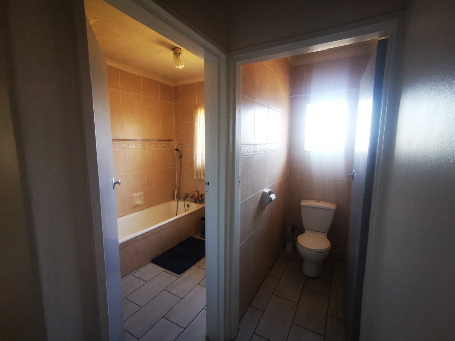3 Bedroom Property for Sale in Silverton Gauteng