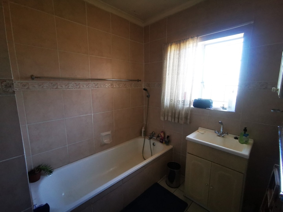 3 Bedroom Property for Sale in Silverton Gauteng