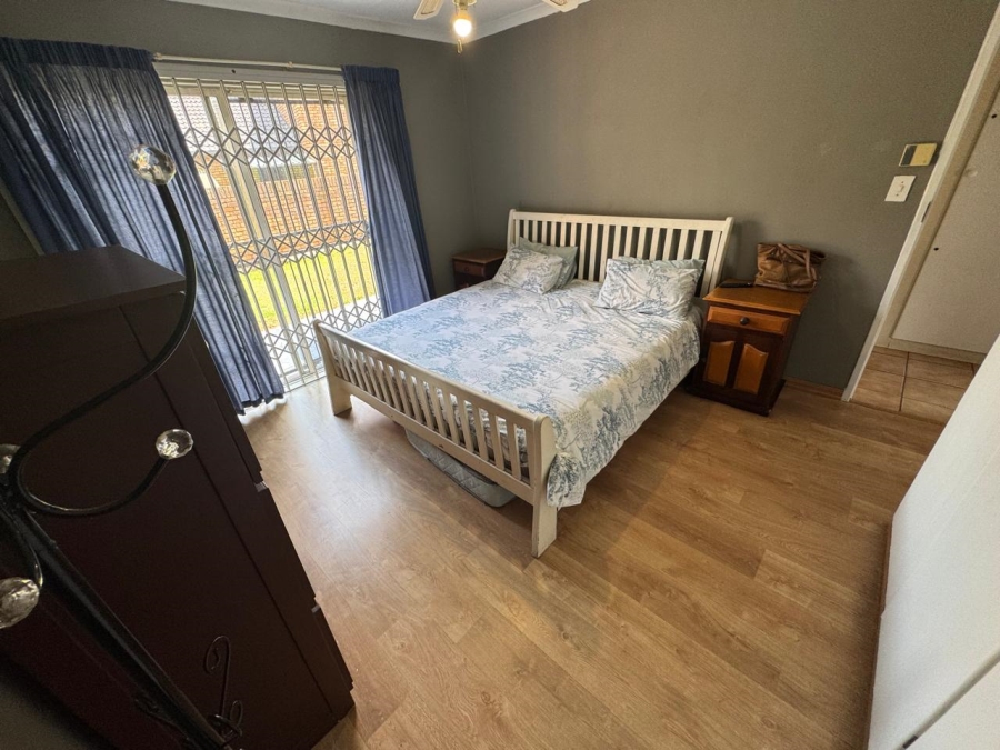 3 Bedroom Property for Sale in Rooihuiskraal North Gauteng